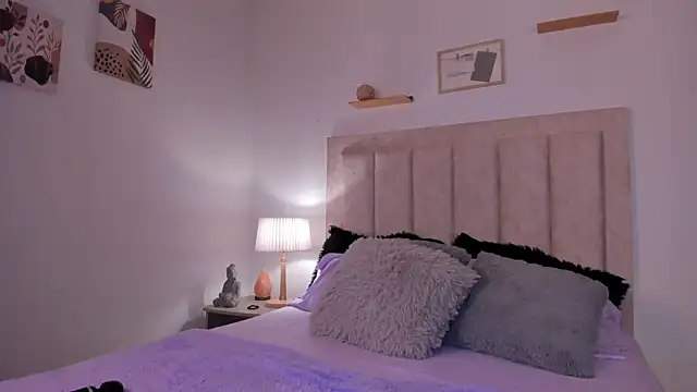 Snapshot of Avaline_Blancx chatting on 01/30/25, 02:49 Avaline Blancx online show from 01/30/25, 02:49