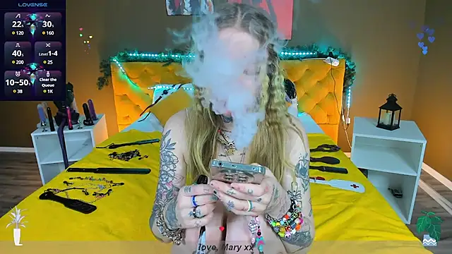 Mary Xextra online show from 01/19/25, 01:10