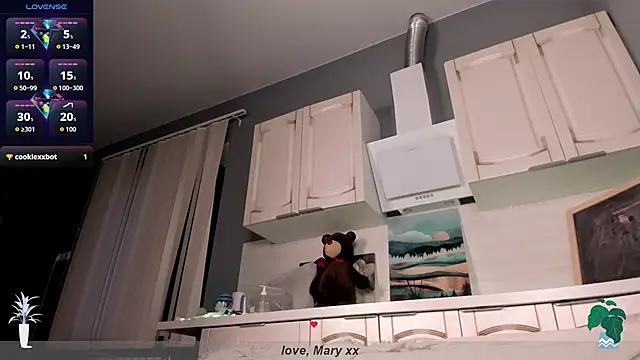 Mary Xextra online show from 11/20/25, 01:17