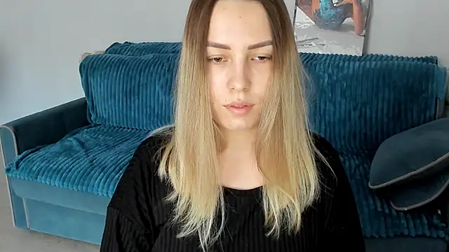 Mia shy1 online show from 01/29/25, 10:16