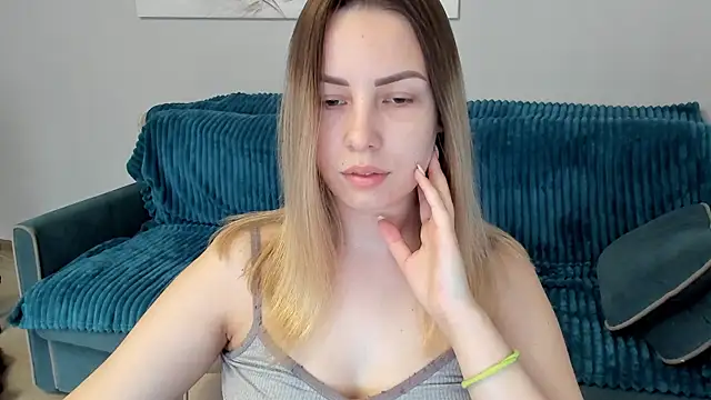 Mia shy1 online show from 02/04/25, 07:18