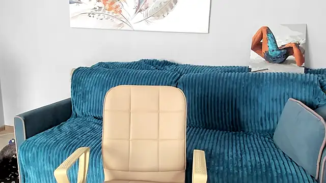 Mia shy1 online show from 03/23/25, 07:42