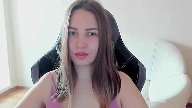 Mia shy1 online show from 05/13/26, 05:05