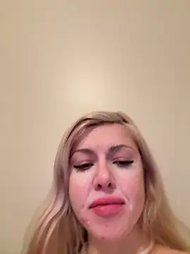 Snapshot of propertyofdaddy chatting on 02/17/25, 07:47 propertyofdaddy online show from 02/17/25, 07:47