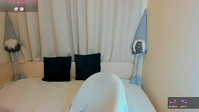 Snapshot of Anny_Jey_ chatting on 01/05/26, 08:45 Anny Jey online show from 01/05/26, 08:45