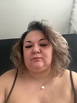 MikyVesela online show from 02/11/26, 08:30