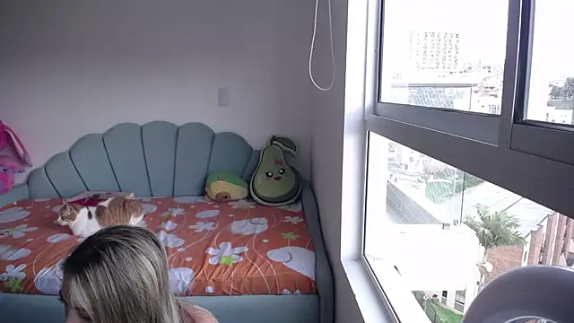  arianalzate  online show from 01/17/25, 08:44