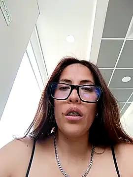 Lena-32 online show from 02/04/25, 07:22