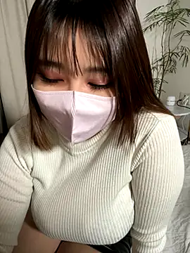 Megu Melon online show from 12/17/25, 02:45