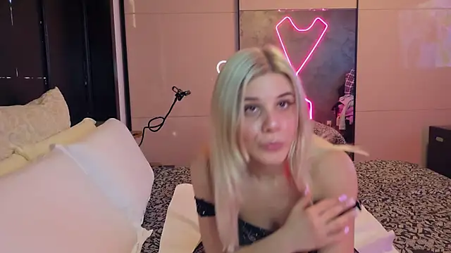 LeylaRosse online show from 02/05/26, 09:36