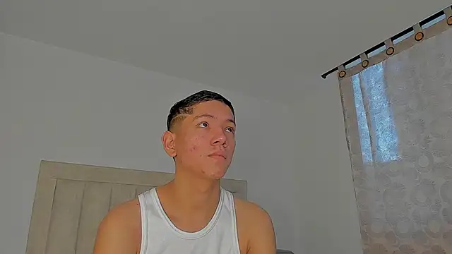 JulianRose 1 online show from 02/27/26, 11:32