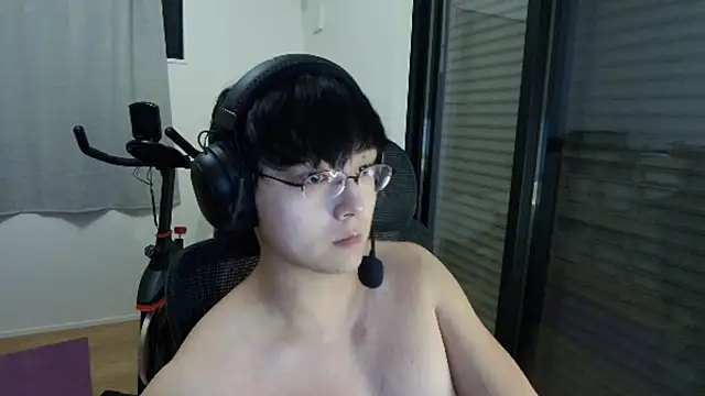 Tkcqcc online show from 09/28/25, 04:12