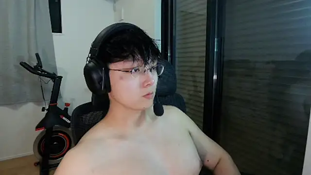 Tkcqcc online show from 10/19/25, 01:12