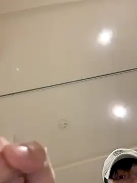 Tkcqcc online show from 12/05/25, 01:09