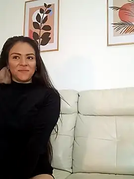 Eyleen 24 online show from 01/27/25, 08:17