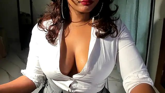 Bad Girl Kayra69 online show from 01/18/26, 06:55