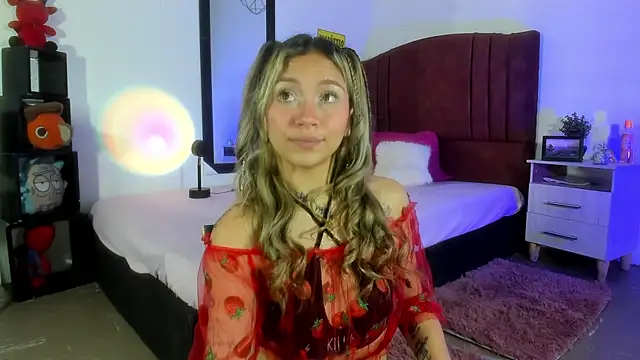 alisson zafiro  online show from 01/07/25, 09:07