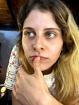 FlorBich online show from 11/21/25, 03:05