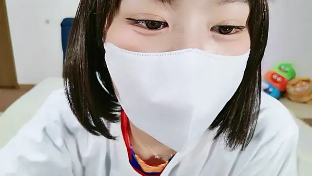 Snapshot of _Iroha_99 chatting on 05/17/26, 02:35 Iroha 99 online show from 05/17/26, 02:35