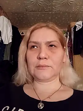 Minna Jeannie online show from 04/24/26, 02:03