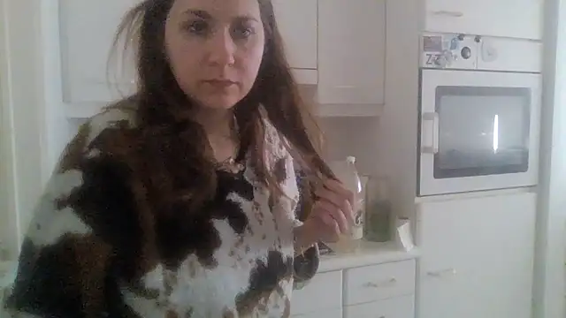 Snapshot of JasmineGlamour chatting on 04/25/26, 05:32 JasmineGlamour online show from 04/25/26, 05:32