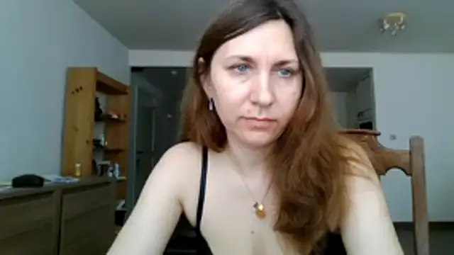 Snapshot of JasmineGlamour chatting on 05/24/26, 01:05 JasmineGlamour online show from 05/24/26, 01:05