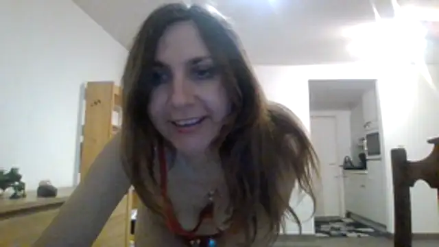 Snapshot of JasmineGlamour chatting on 05/27/26, 01:57 JasmineGlamour online show from 05/27/26, 01:57
