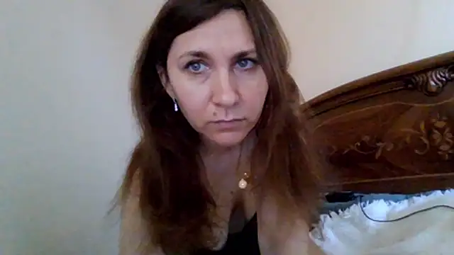 Snapshot of JasmineGlamour chatting on 06/24/26, 02:16 JasmineGlamour online show from 06/24/26, 02:16