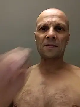 Snapshot of wedge75 chatting on 09/22/25, 05:15 wedge75 online show from 09/22/25, 05:15