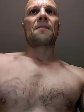 Snapshot of wedge75 chatting on 11/01/25, 06:10 wedge75 online show from 11/01/25, 06:10