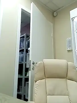 FantasyMichelle online show from 12/18/24, 03:11