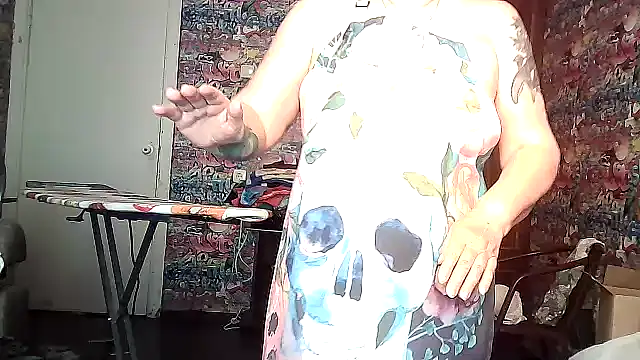 FantasyMichelle online show from 04/05/26, 07:27