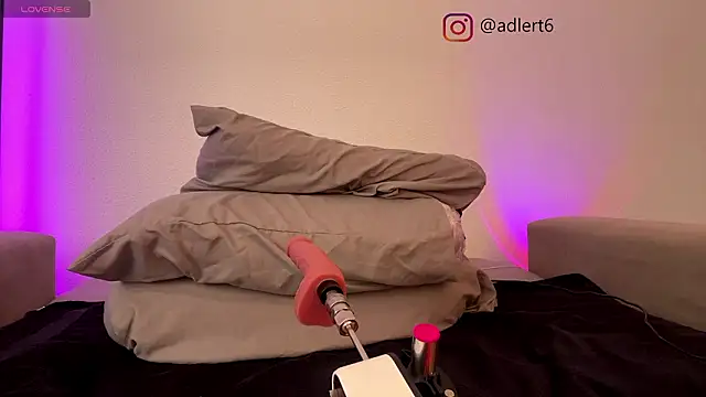 adler80035 online show from 02/26/26, 06:34