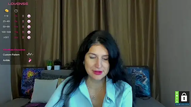 Snapshot of Alianna_Solo_Kisses chatting on 10/21/25, 05:30 Alianna Solo Kisses online show from 10/21/25, 05:30