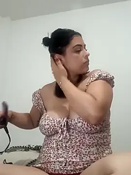 MelannyBell online show from 03/21/25, 06:40