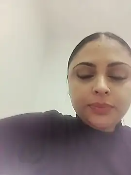 MelannyBell online show from 12/13/25, 08:14