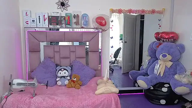 AriadnaCappelletty online show from 10/24/25, 03:52