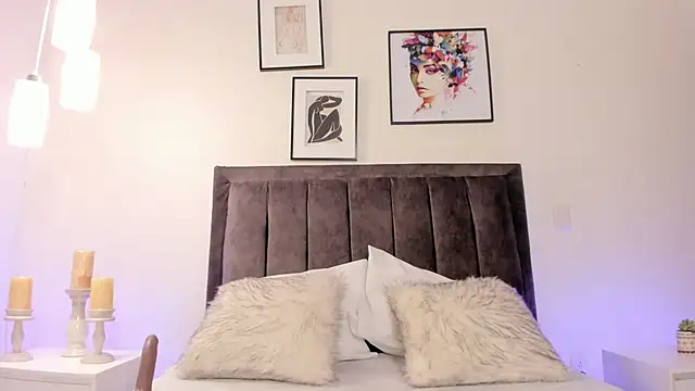 helen mooree online show from 03/14/25, 04:40