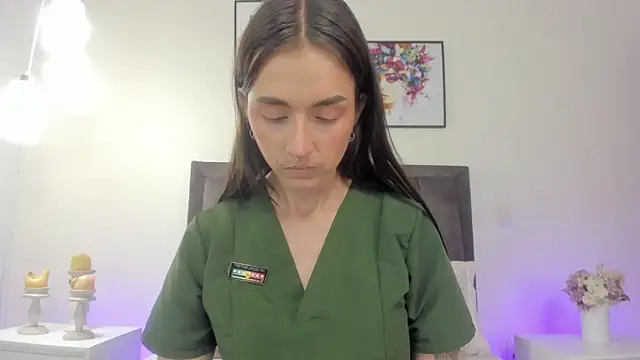 helen mooree online show from 06/02/26, 12:51
