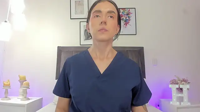 helen mooree online show from 06/05/26, 12:55