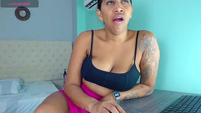 Snapshot of Kristel_lee chatting on 02/20/25, 12:36 Kristel lee online show from 02/20/25, 12:36