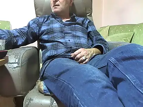 zormen355 online show from 04/18/26, 04:11