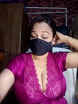 albelasummi702 online show from 02/18/25, 05:42