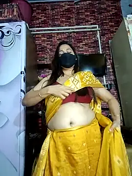 albelasummi702 online show from 03/18/25, 12:47