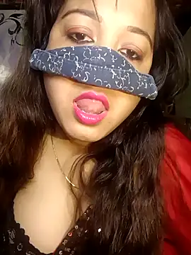 albelasummi702 online show from 04/16/26, 11:51