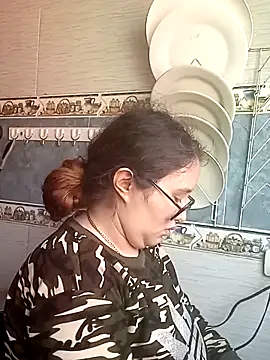 Snapshot of loba9706 chatting on 03/11/25, 02:51 loba9706 online show from 03/11/25, 02:51