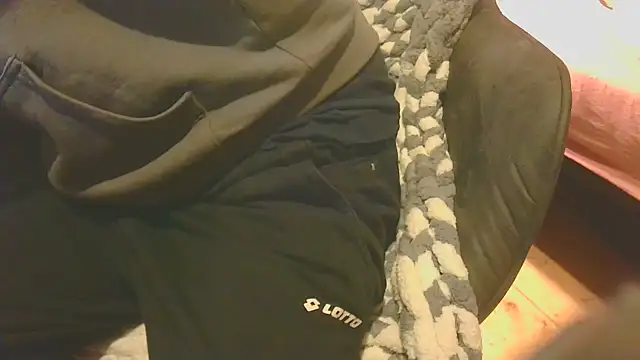 T0Yforeskin online show from 04/24/26, 08:00