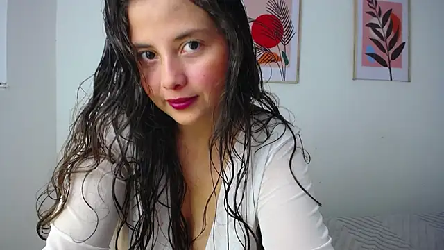 lirio05 online show from 02/11/25, 06:33