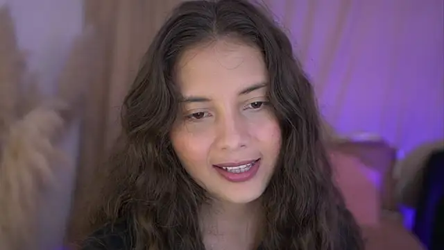 lirio05 online show from 09/20/25, 06:42