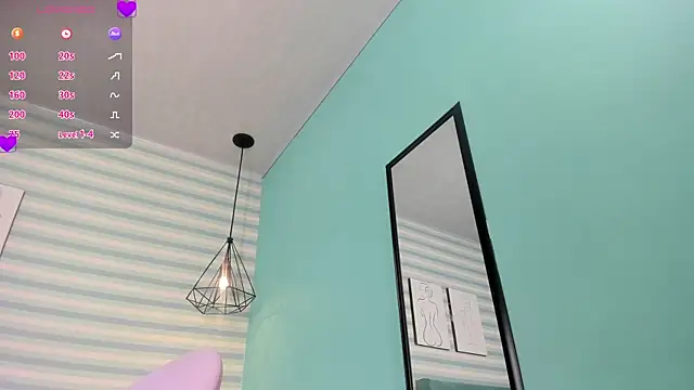 Snapshot of goddess_kianna chatting on 05/27/26, 01:24 goddess kianna online show from 05/27/26, 01:24